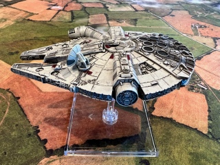 Millennium Falcon  1